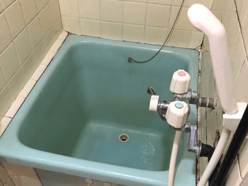 竜王町の浴室蛇口の水漏れをパッキン交換で修理した様子