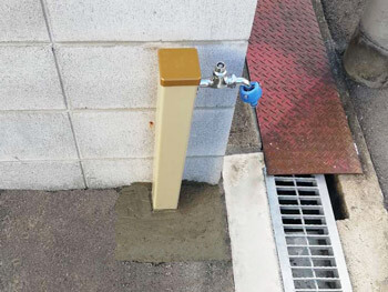 姫路市の屋外蛇口(水栓柱)を交換して水漏れが止まった様子